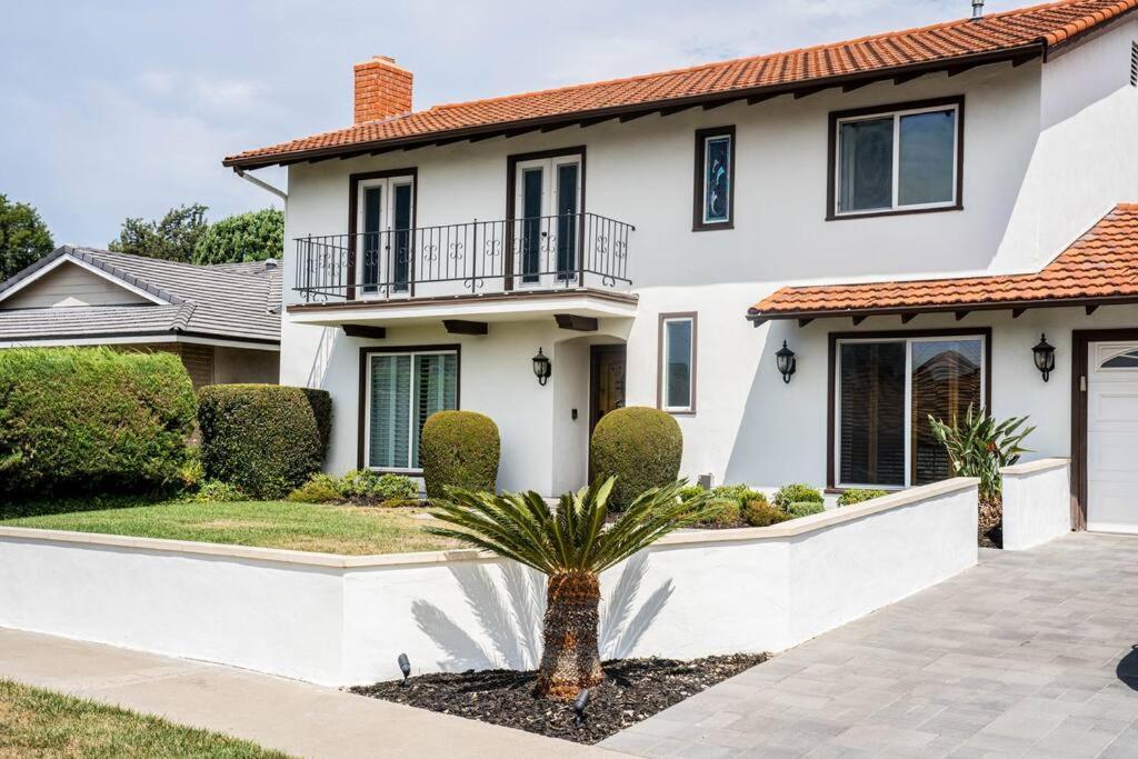 Private Heated Pool Oasis/Disney/Retro Arcade/Gym Placentia Exterior photo