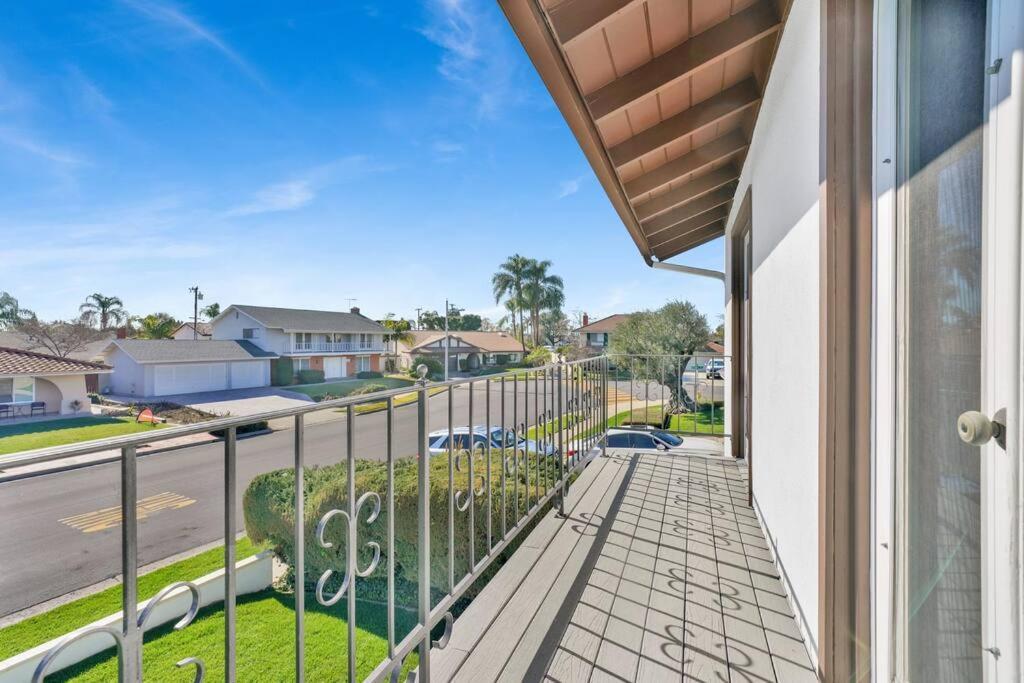 Private Heated Pool Oasis/Disney/Retro Arcade/Gym Placentia Exterior photo