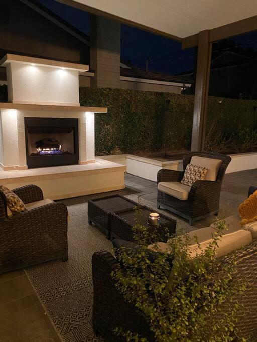 Private Heated Pool Oasis/Disney/Retro Arcade/Gym Placentia Exterior photo